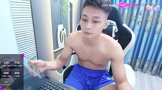 Naughty___asian 网络视讯表演