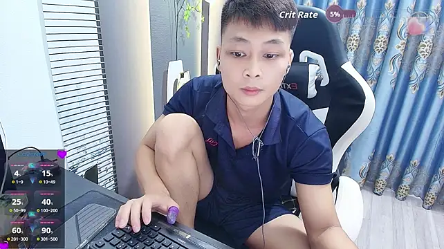 Naughty___asian 网络视讯表演