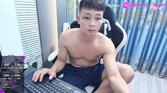 Naughty___asian 网络视讯表演