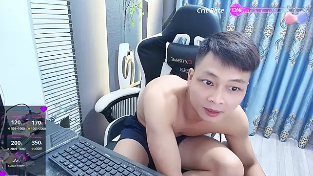 Webkamerová show Naughty___asian