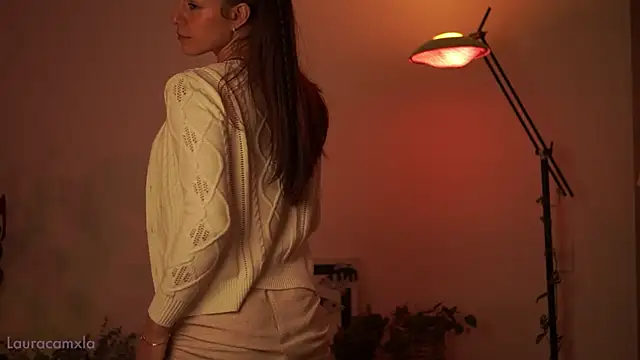 ColouristicのライブXXXチャット
