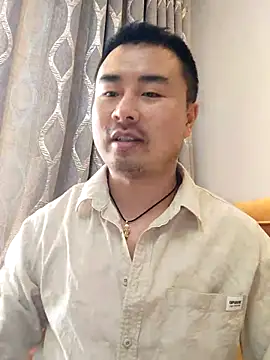 guozuo ওয়েবক্যাম শো