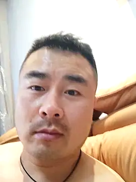 guozuo 在線直播表演