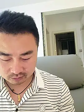 guozuo ওয়েবক্যাম শো