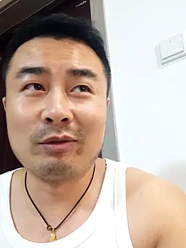 guozuo Adlı Modelin Web Kamerası Şovu