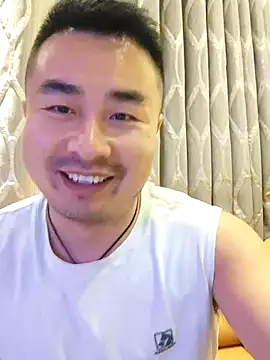 Show modela guozuo na web-kameri