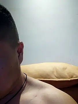 guozuo webcam show