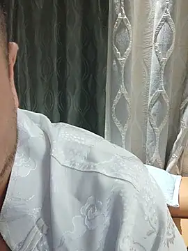 guozuo webcam show