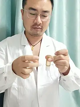 guozuo Шоу с уебкамера