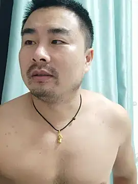 guozuo 在線直播表演