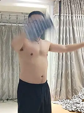 הופעת וובקאם של guozuo
