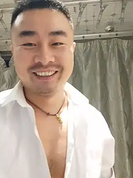 guozuo Шоу с уебкамера