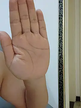 guozuo Show in webcam