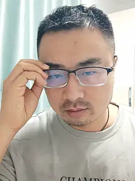 guozuo – webcam-show