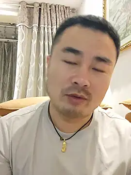 guozuo 在線直播表演