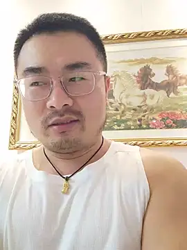 guozuo 在線直播表演
