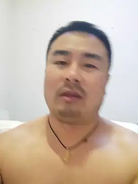Show modela guozuo na web-kameri