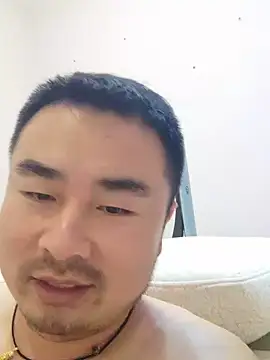guozuo 在線直播表演