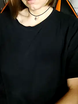 Aashikalaa 실시간 채팅방