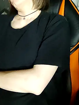 Aashikalaa 실시간 채팅방