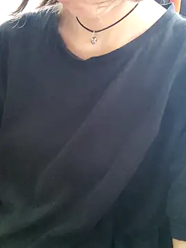 Aashikalaa 现场聊天室