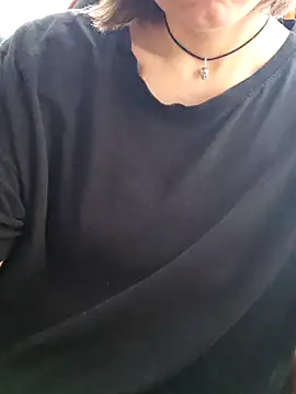 Aashikalaa 실시간 채팅방