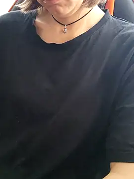 Sala de chat en directo de Aashikalaa