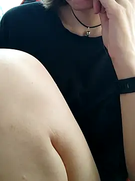 Živá chatovací místnost Aashikalaa