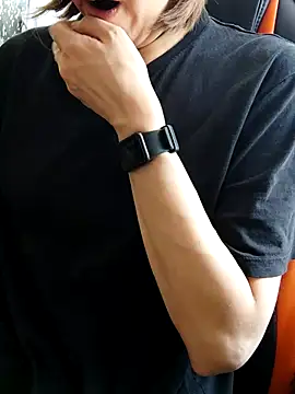 Živá chatovací místnost Aashikalaa