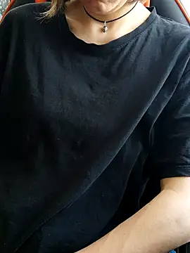 Aashikalaa Live Chatraum