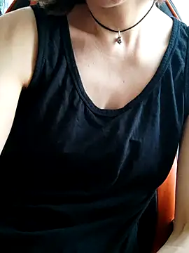 Chat ao vivo de Aashikalaa