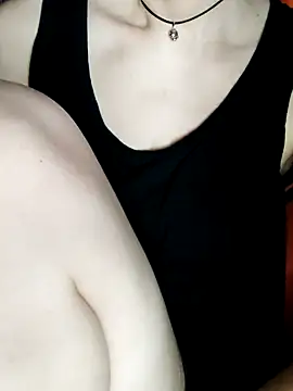 Aashikalaa 실시간 채팅방