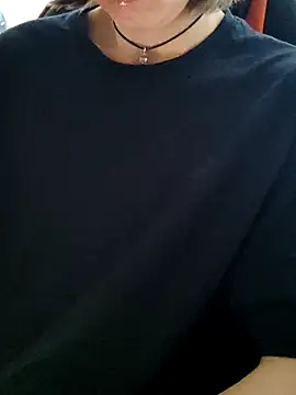 Aashikalaa's Live XXX Chat