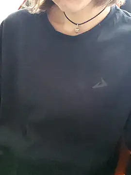 Sala de chat en directo de Aashikalaa