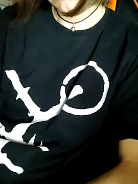 Živá chatovací místnost Aashikalaa