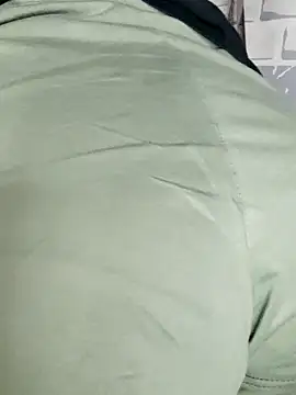 Sala de chat en directo de Aashikalaa