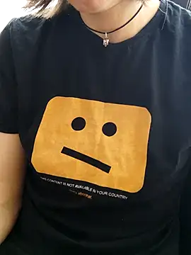 Chat soba uživo modela Aashikalaa