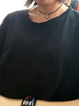 Aashikalaa's Live XXX Chat