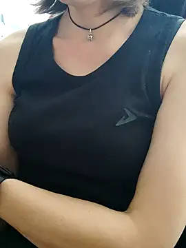 Aashikalaa Live XXX-Chat