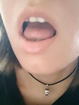 Aashikalaa Live XXX Chat