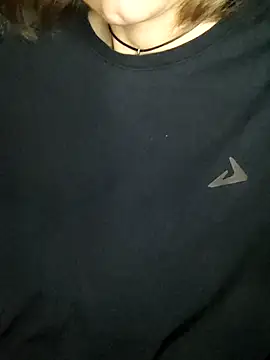 Chat +18 de Aashikalaa ao vivo