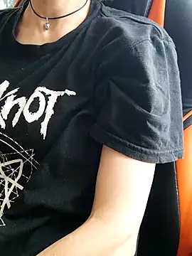 צ'אט XXX בשידור חי של Aashikalaa