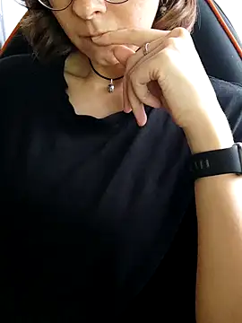 Aashikalaa Live XXX-Chat