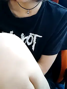 Aashikalaa's Live XXX Chat