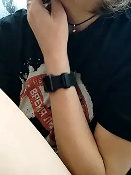 AashikalaaのライブXXXチャット
