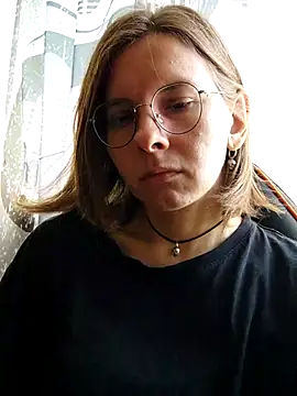 Aashikalaa Chat XXX in diretta