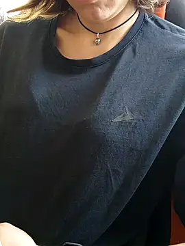 Chat +18 de Aashikalaa ao vivo