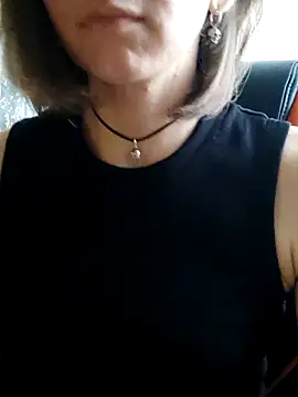 Chat +18 de Aashikalaa ao vivo