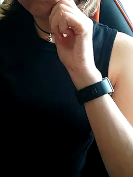 Aashikalaa 라이브 XXX 채팅