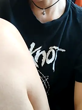 Chat XXX en directo de Aashikalaa